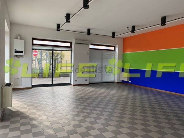 locale di sgombero in vendita a Montebelluna