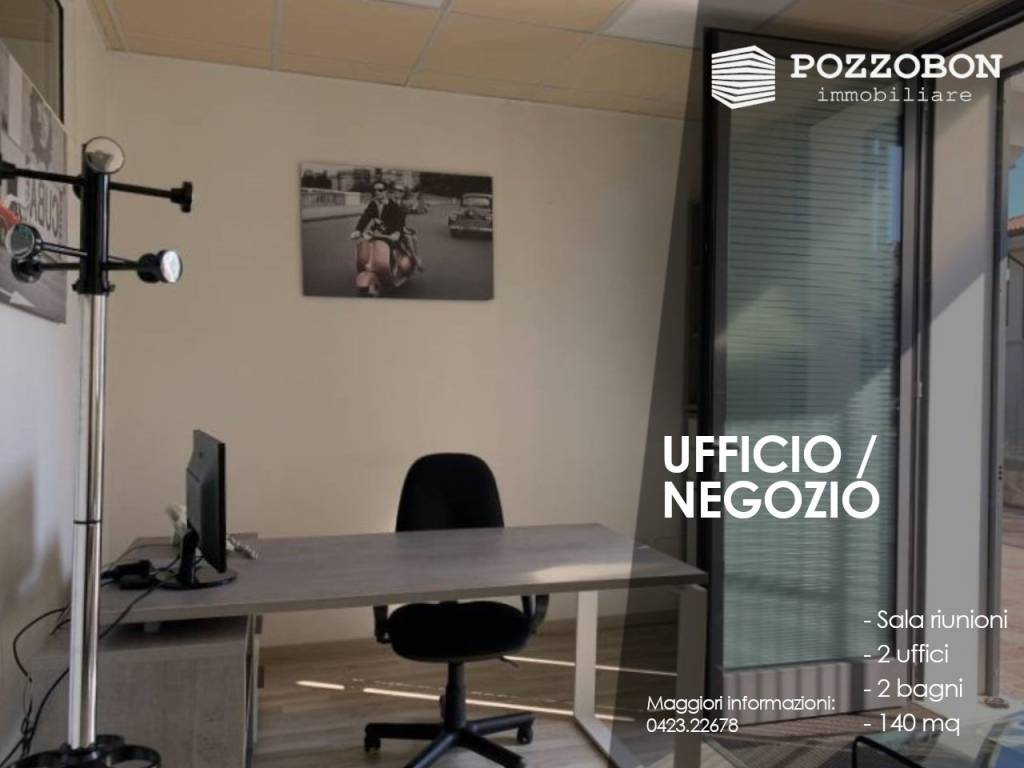 negozio in vendita a Montebelluna in zona Contea