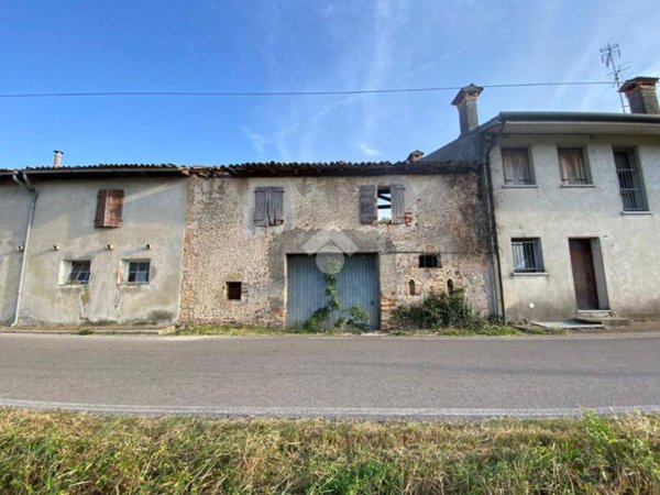 casa indipendente in vendita a Montebelluna