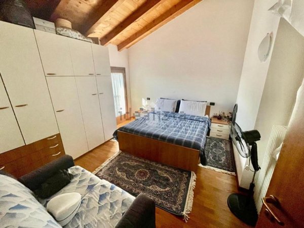 appartamento in vendita a Montebelluna in zona Busta