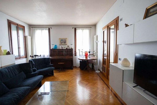 casa indipendente in vendita a Montebelluna