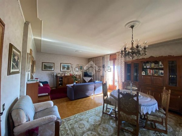 casa indipendente in vendita a Montebelluna in zona Caonada