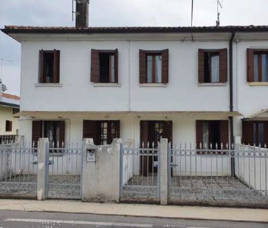 casa indipendente in vendita a Montebelluna