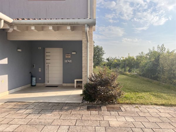 casa indipendente in vendita a Montebelluna in zona Sant'Andrea