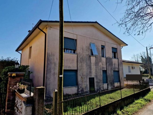 casa indipendente in vendita a Montebelluna
