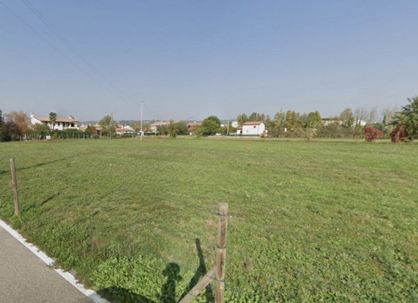 terreno edificabile in vendita a Montebelluna