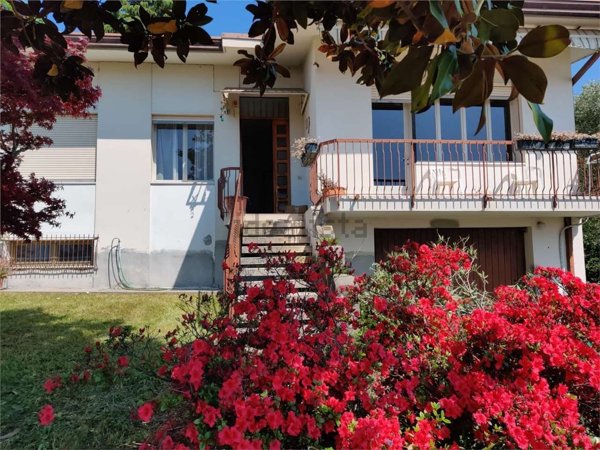 casa indipendente in vendita a Montebelluna