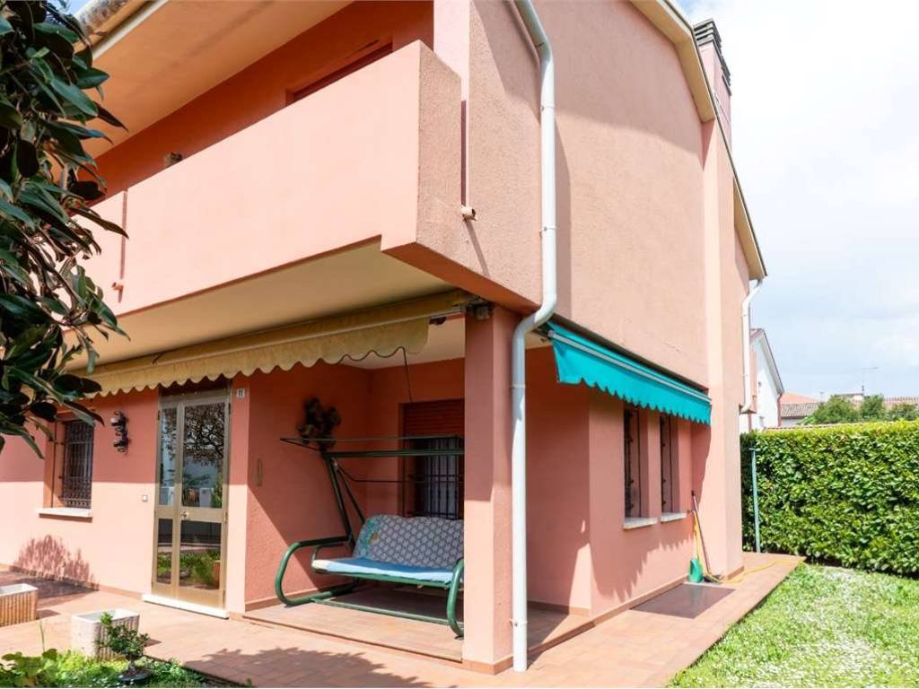 casa indipendente in vendita a Montebelluna