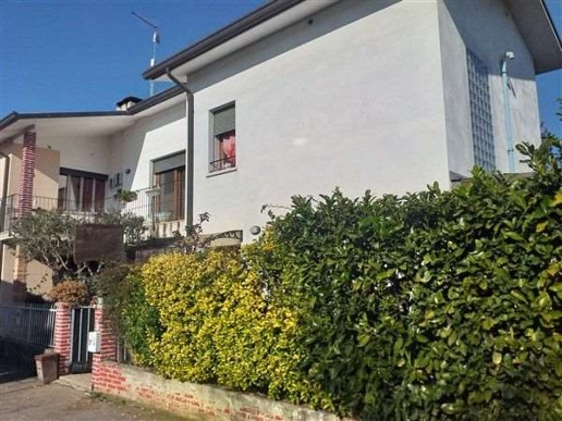 casa indipendente in vendita a Montebelluna
