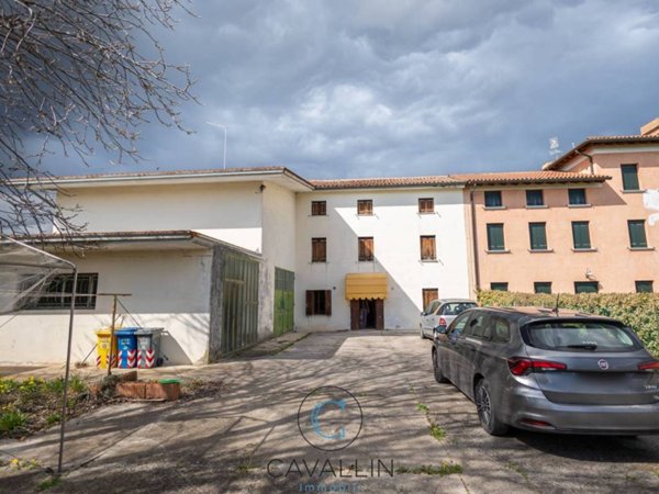 casa indipendente in vendita a Montebelluna
