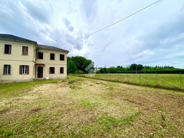 casa indipendente in vendita a Montebelluna