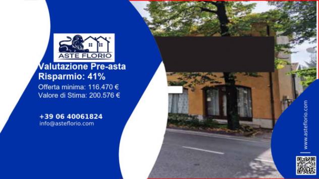 negozio in vendita a Montebelluna in zona La Pieve
