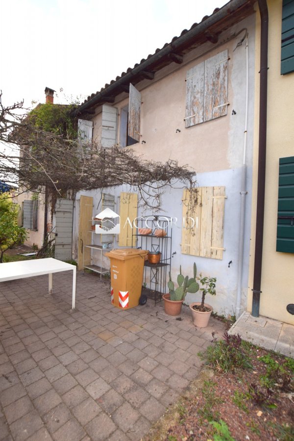 casale in vendita a Montebelluna