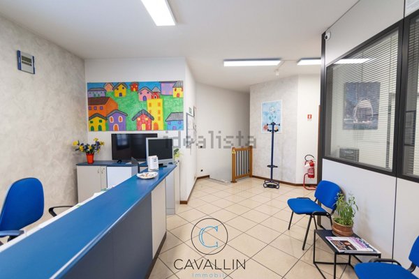ufficio in vendita a Montebelluna in zona Biadene