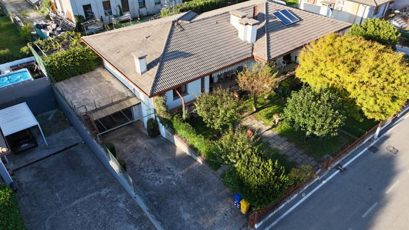 casa indipendente in vendita a Montebelluna in zona San Gaetano