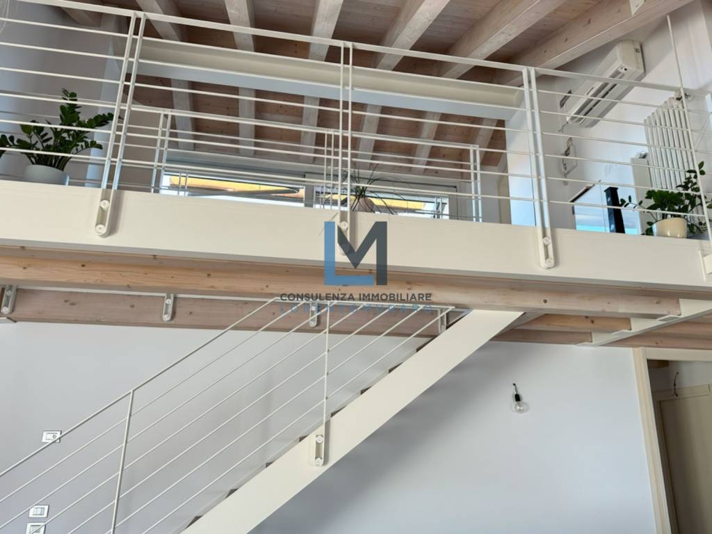 appartamento in vendita a Montebelluna in zona La Pieve