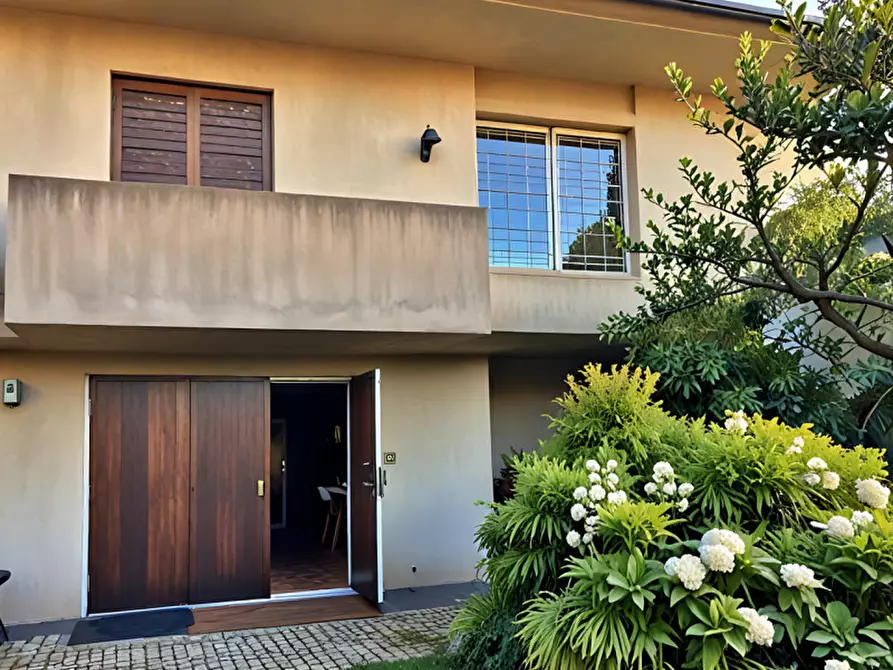 casa indipendente in vendita a Montebelluna in zona Mercato Vecchio