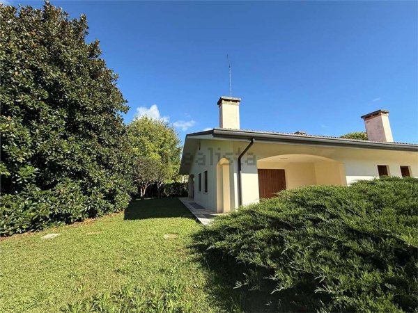 casa indipendente in vendita a Montebelluna
