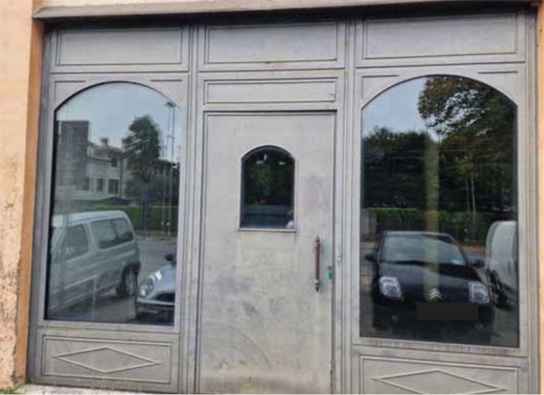 negozio in vendita a Montebelluna