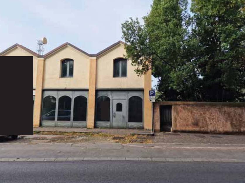 negozio in vendita a Montebelluna