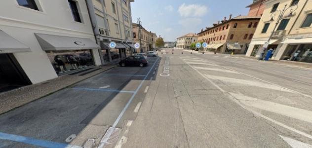 negozio in vendita a Montebelluna in zona La Pieve