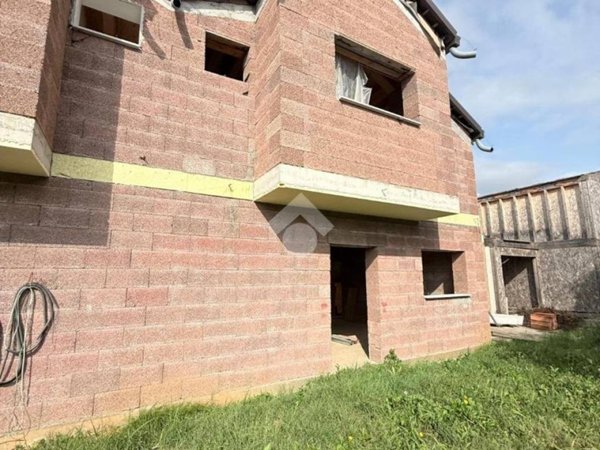 casa indipendente in vendita a Montebelluna in zona Sant'Andrea