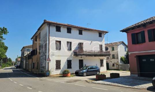 casa indipendente in vendita a Montebelluna