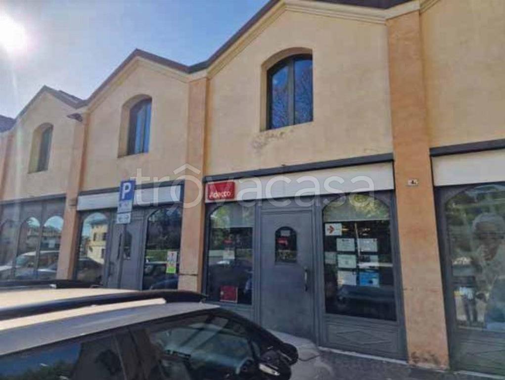 negozio in vendita a Montebelluna