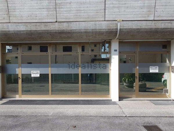 ufficio in vendita a Montebelluna in zona Biadene