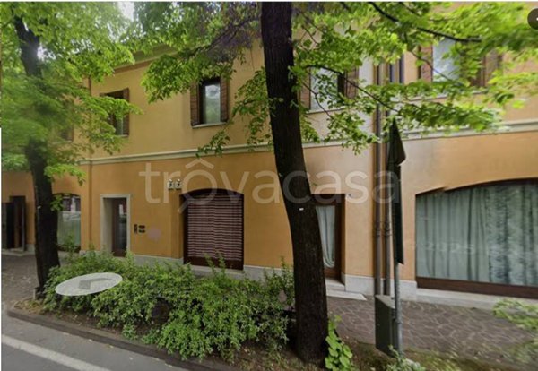 negozio in vendita a Montebelluna