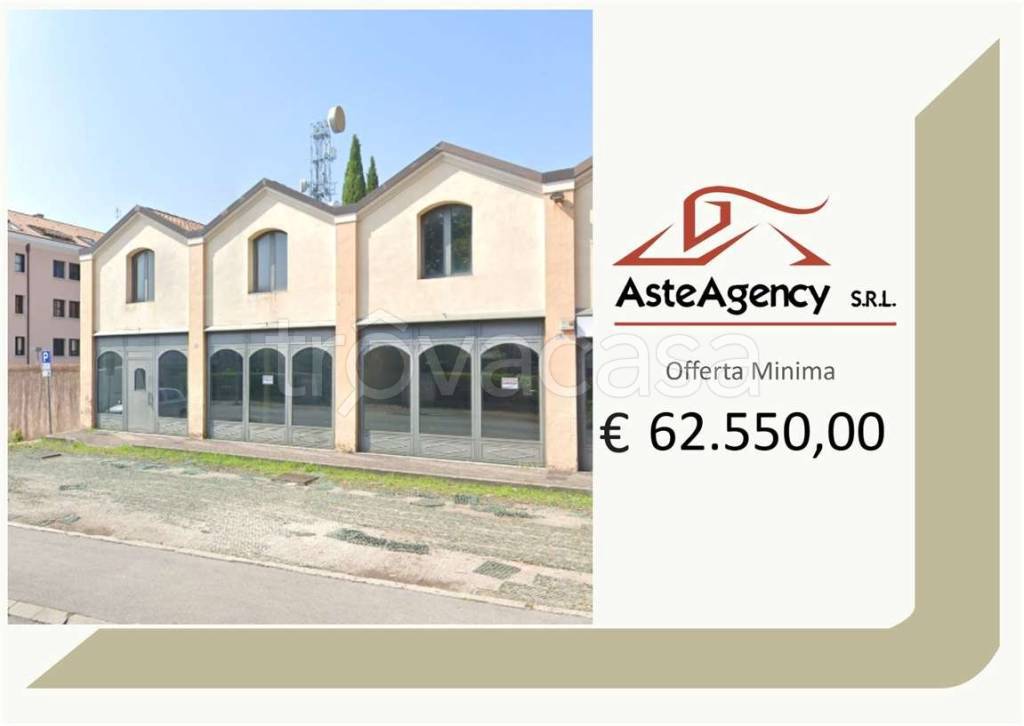 negozio in vendita a Montebelluna