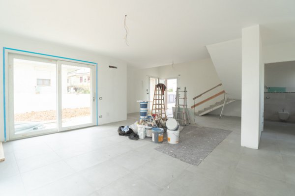 casa indipendente in vendita a Montebelluna in zona Caonada