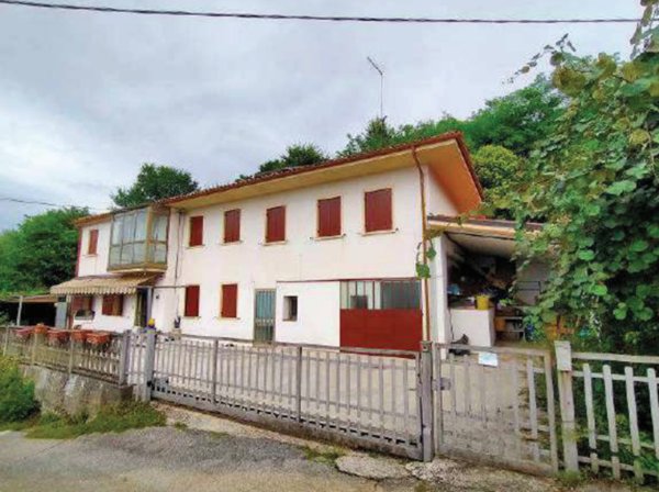 casa indipendente in vendita a Montebelluna