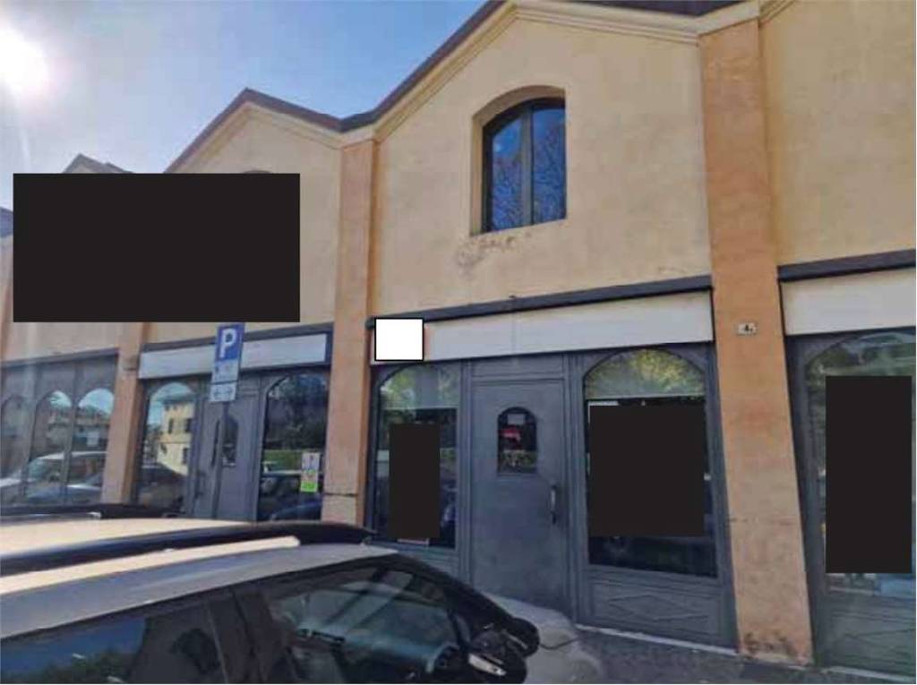 negozio in vendita a Montebelluna