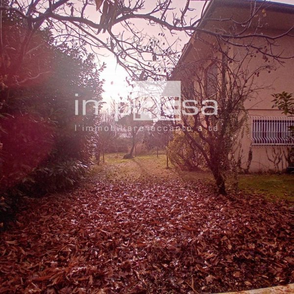 villa in vendita a Montebelluna in zona Mercato Vecchio