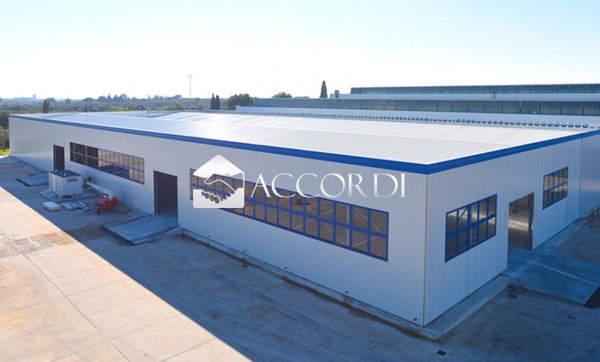 capannone in vendita a Montebelluna