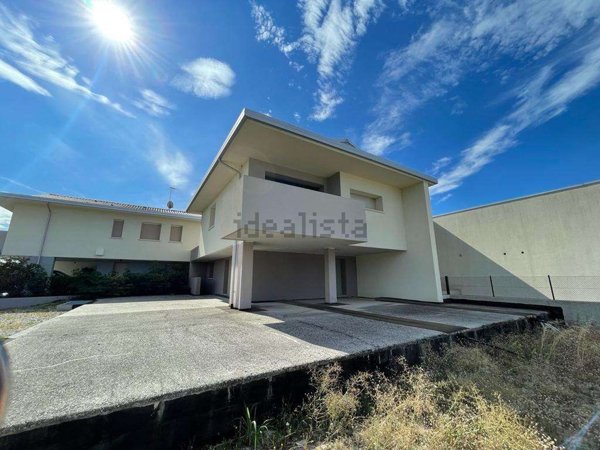 appartamento in vendita a Montebelluna