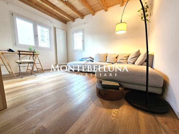 casa indipendente in vendita a Montebelluna