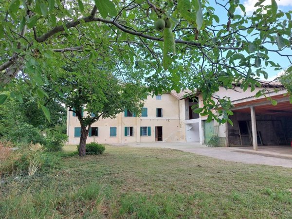 casa indipendente in vendita a Montebelluna