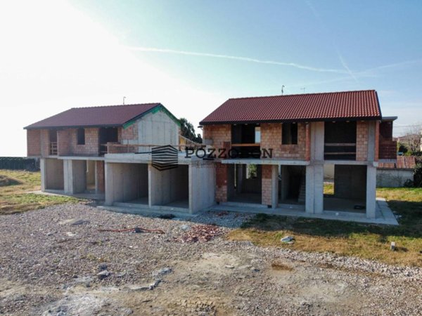 casa indipendente in vendita a Montebelluna in zona San Gaetano