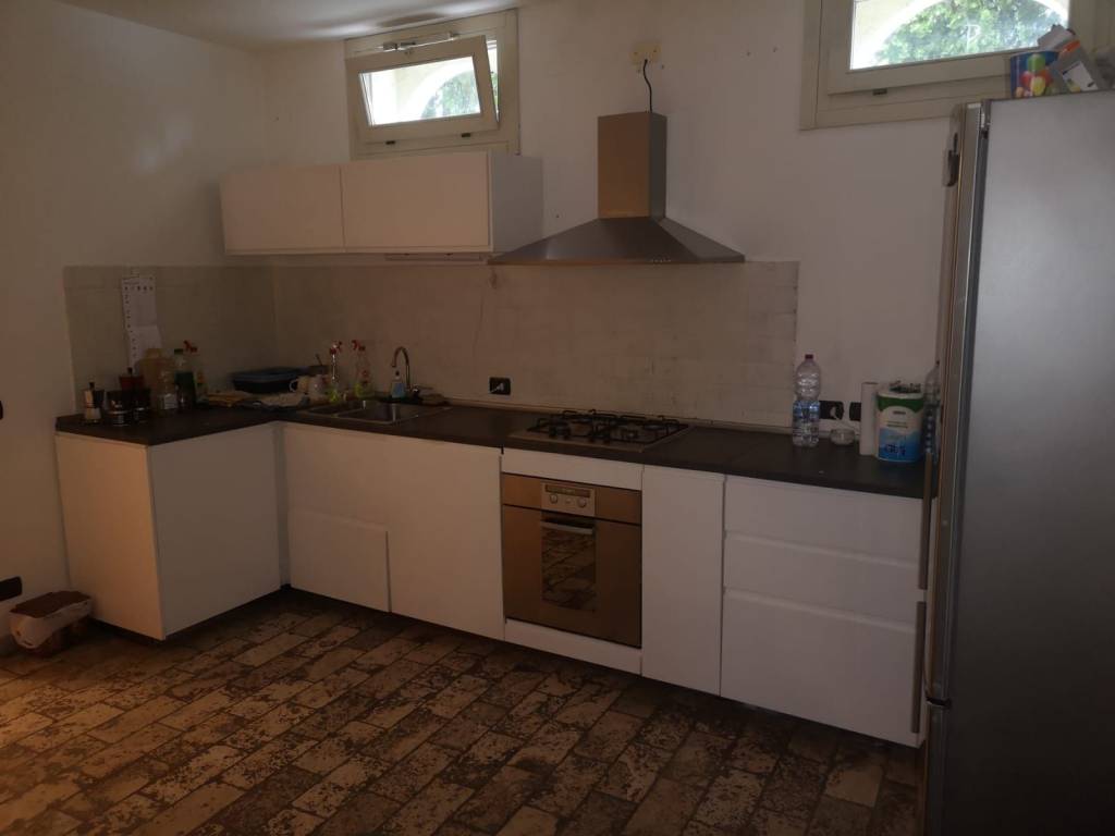 casa indipendente in vendita a Montebelluna in zona Biadene