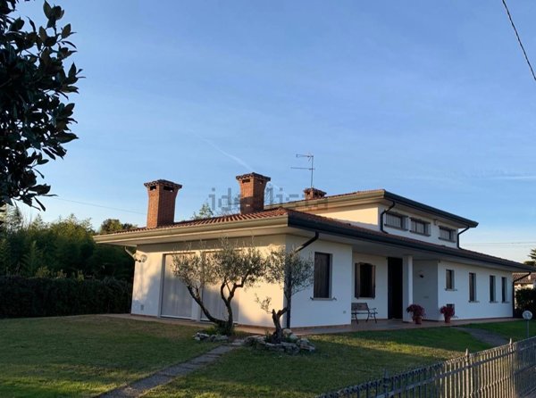 casa indipendente in vendita a Montebelluna