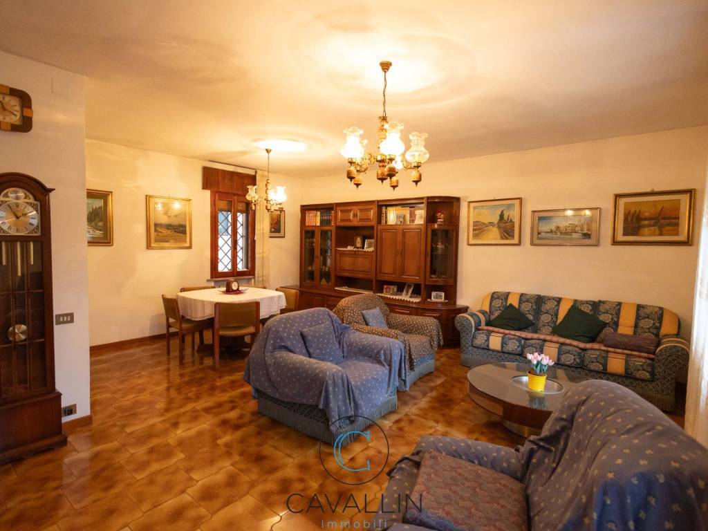 casa indipendente in vendita a Montebelluna