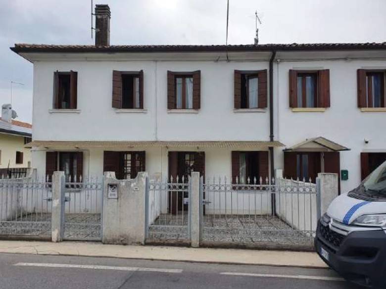 casa indipendente in vendita a Montebelluna
