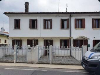 casa indipendente in vendita a Montebelluna