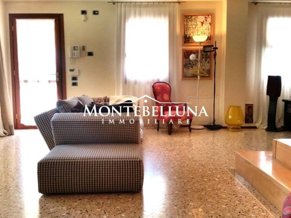 casa indipendente in vendita a Montebelluna