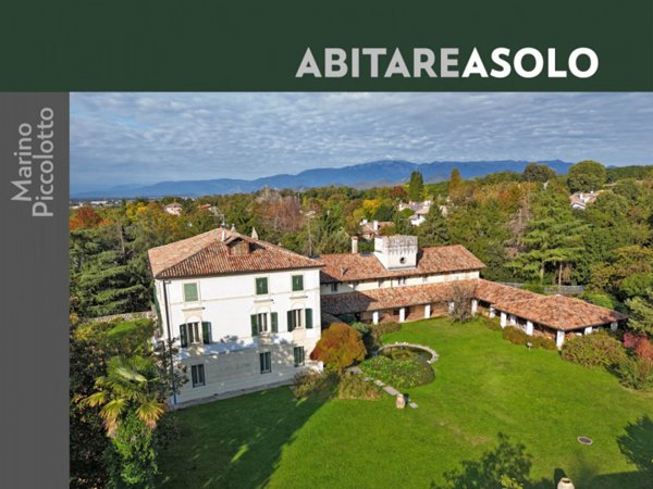 villa in vendita a Montebelluna in zona Mercato Vecchio
