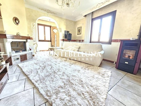 casa indipendente in vendita a Montebelluna