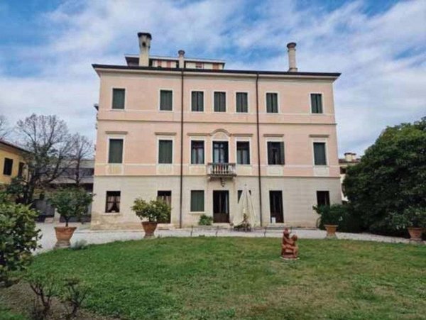 villa in vendita a Montebelluna in zona La Pieve