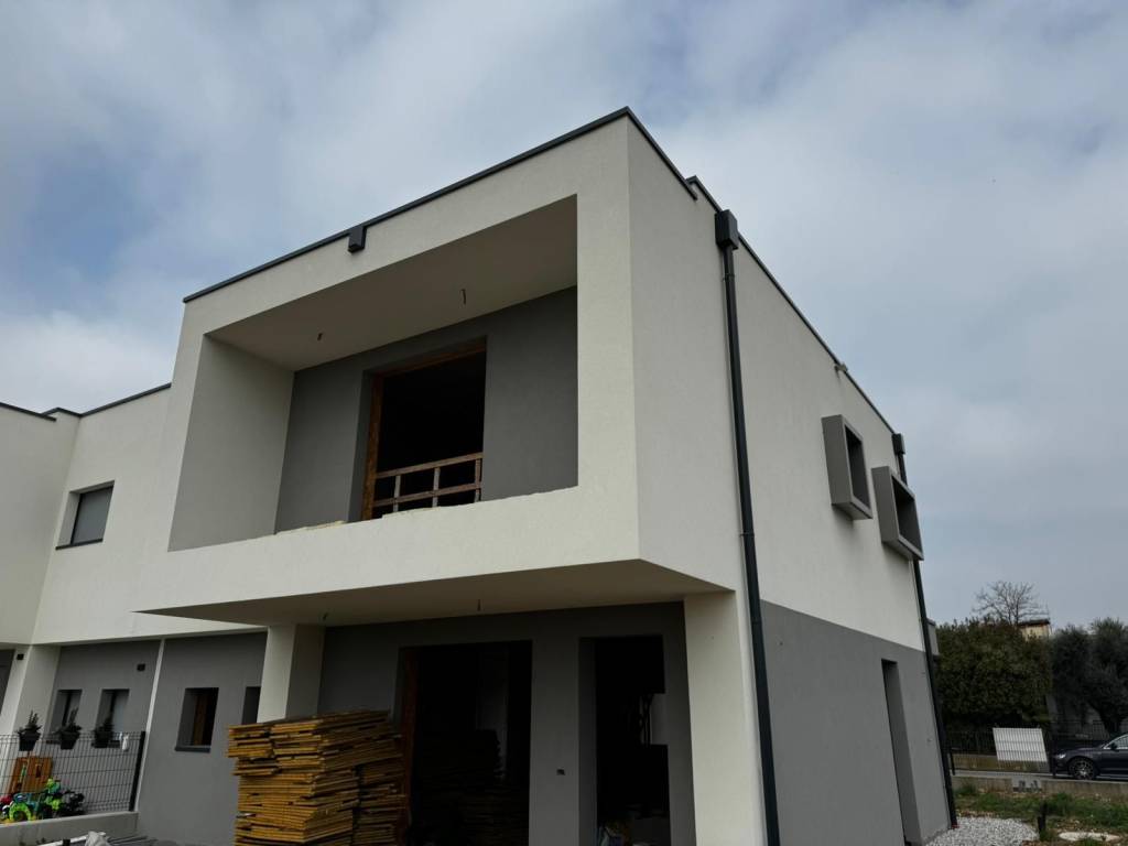 casa indipendente in vendita a Montebelluna